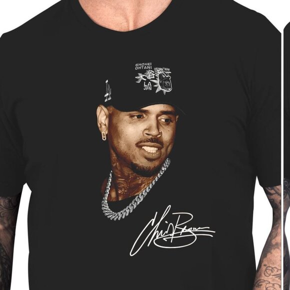 Chris Brown Breezy Bowl XX Tour 2025 Shirt Vintage Middle Finger Graphic Tee 05 - Picture 2 of 5